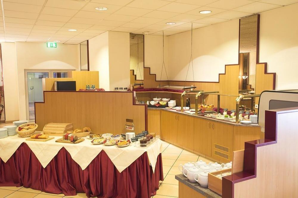 Trip Inn Hotel Frankfurt Airport Rüsselsheim Restaurace fotografie